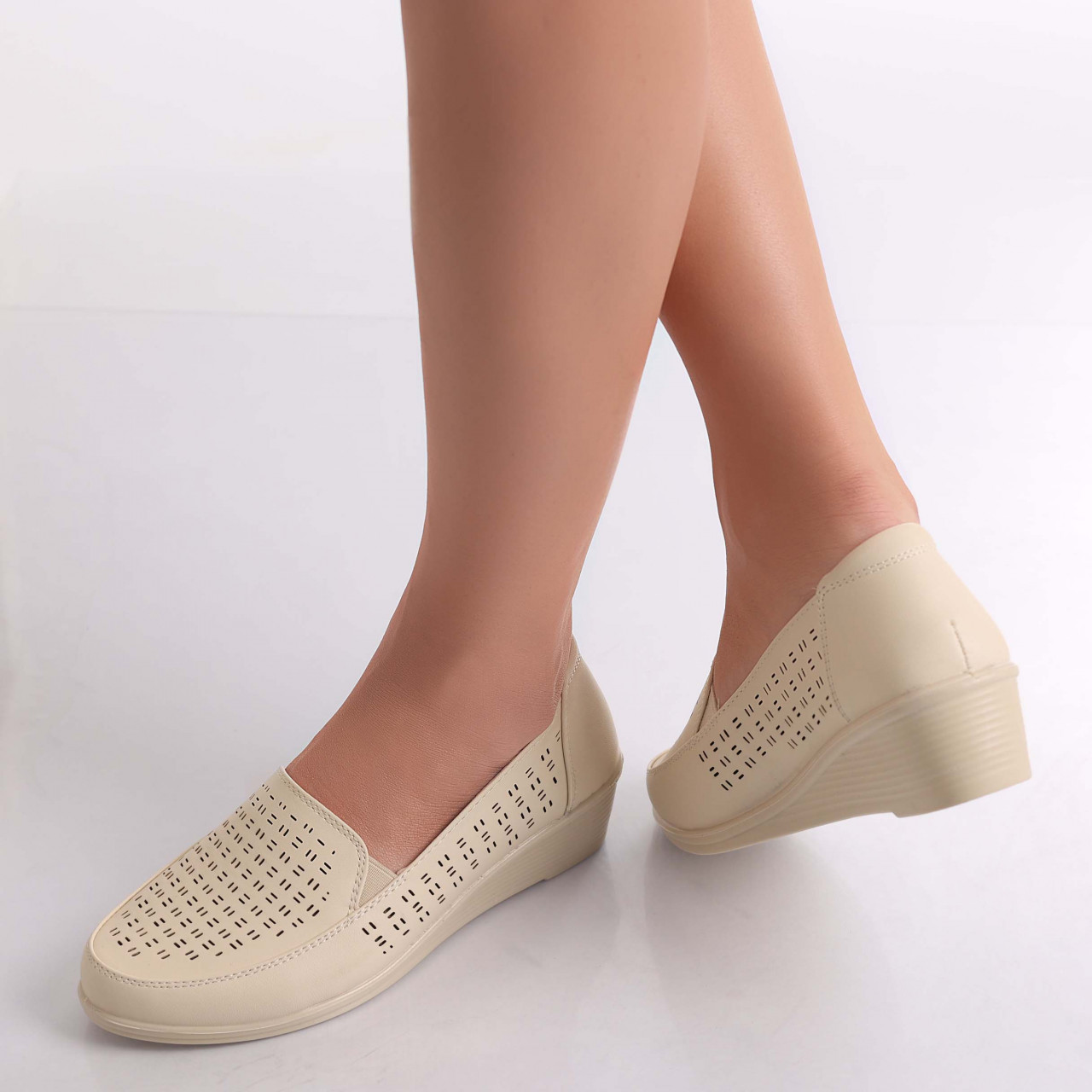 Pantofi dama Bej din Piele Ecologica Belica - poza 4