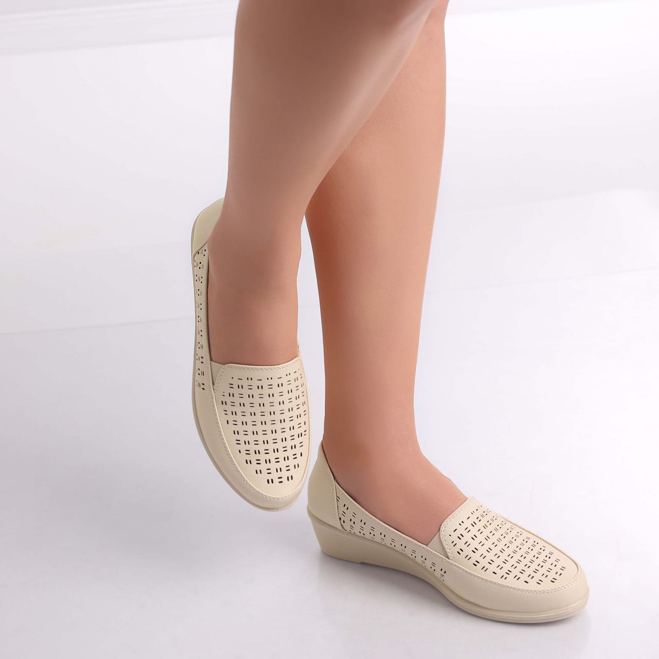 Pantofi dama Bej din Piele Ecologica Belica - poza 5