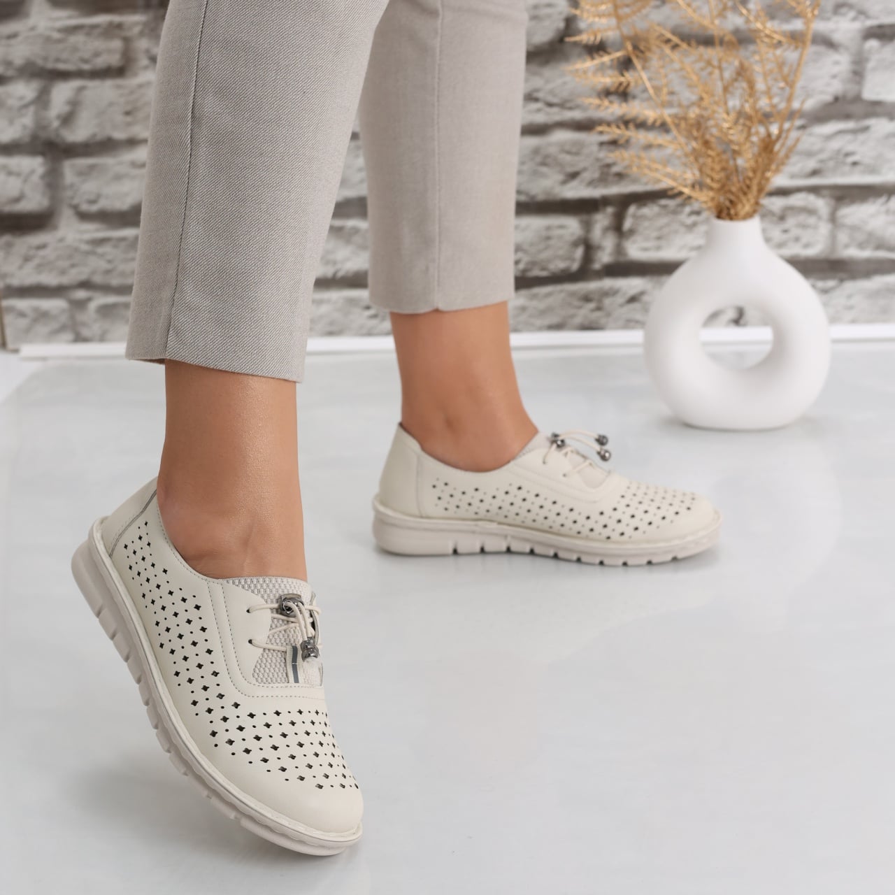 Pantofi dama casual Bej din Piele Ecologica Aseva - poza 2