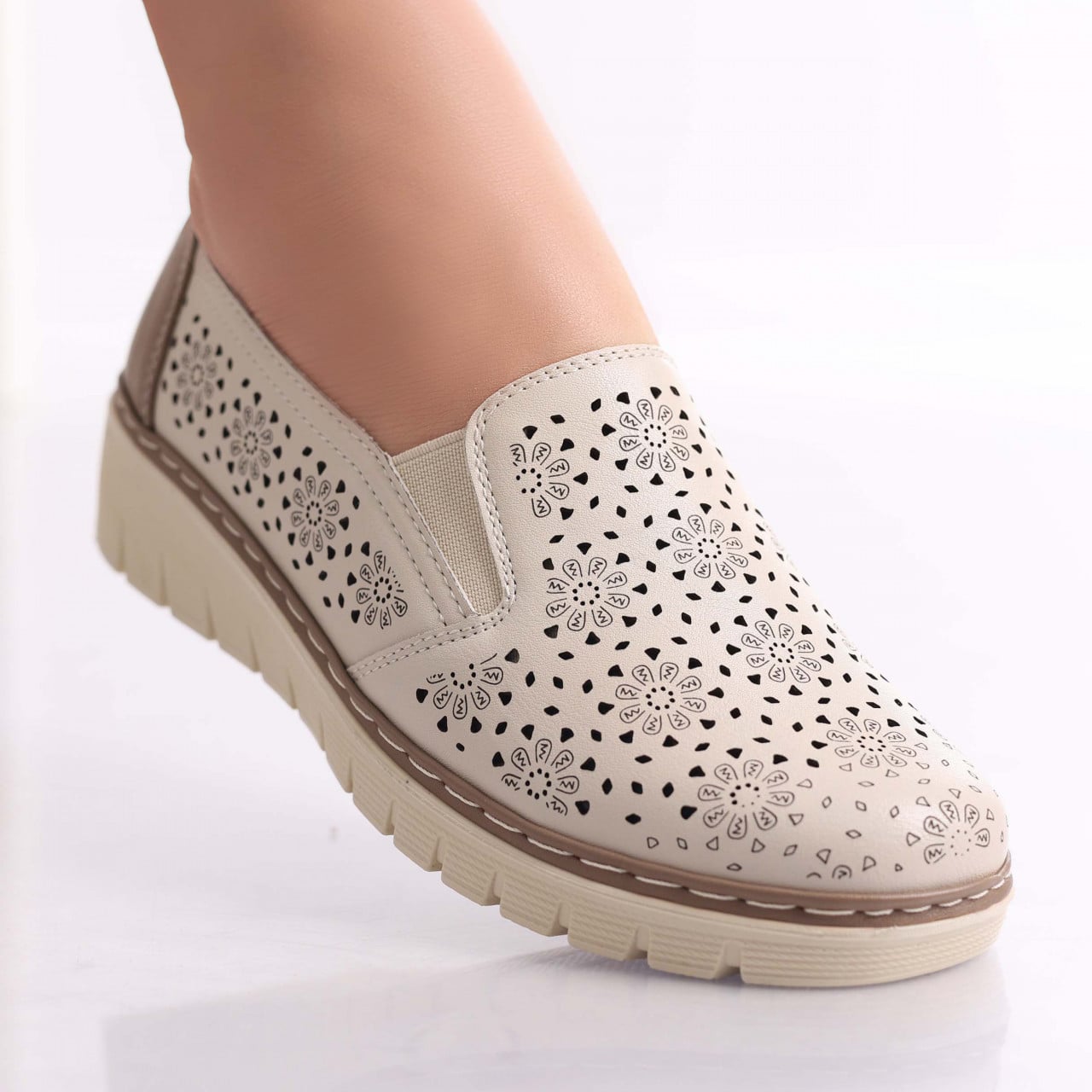 Pantofi dama casual Bej din Piele Ecologica Atsoi - poza 1