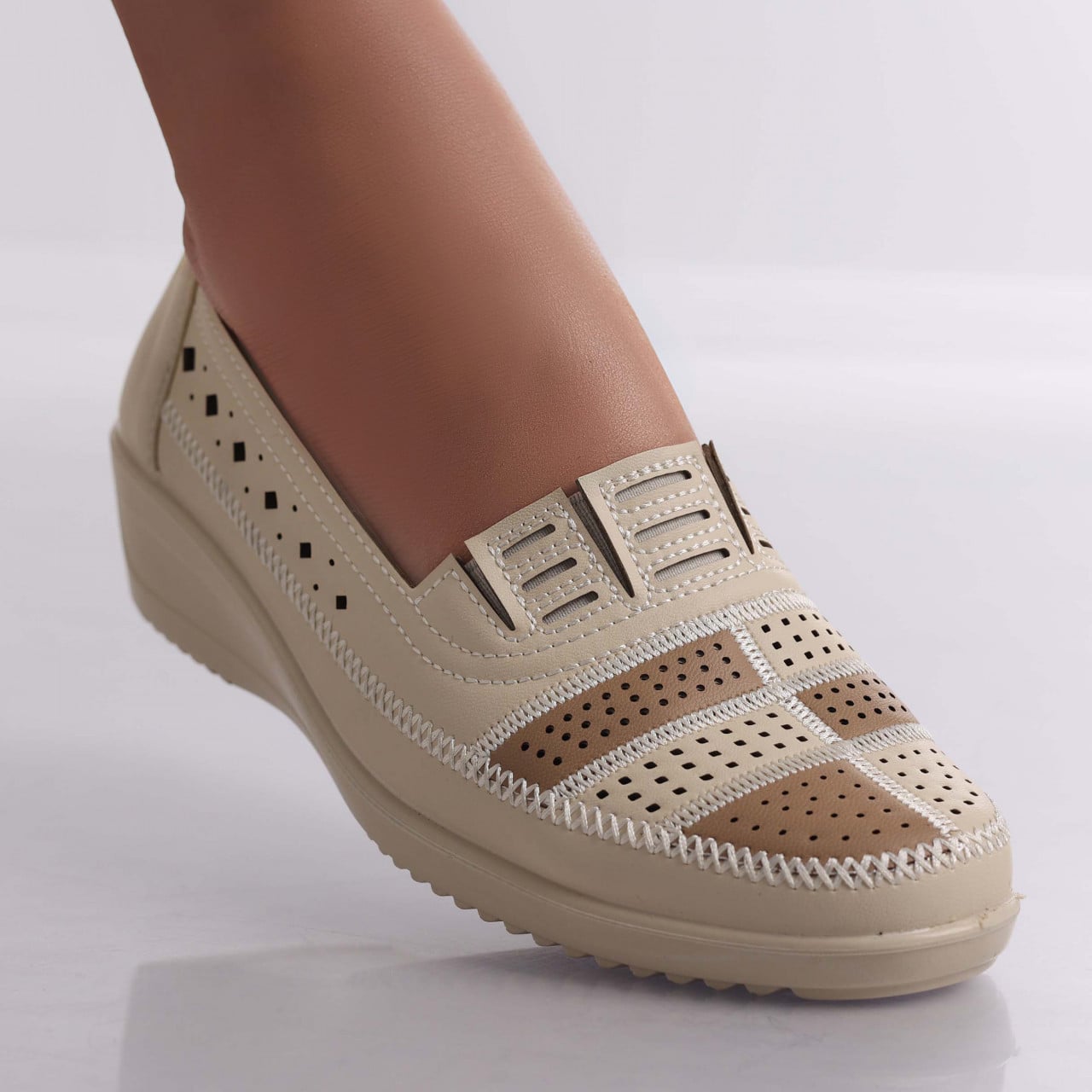 Pantofi dama casual Bej din Piele Ecologica Belen - poza 1