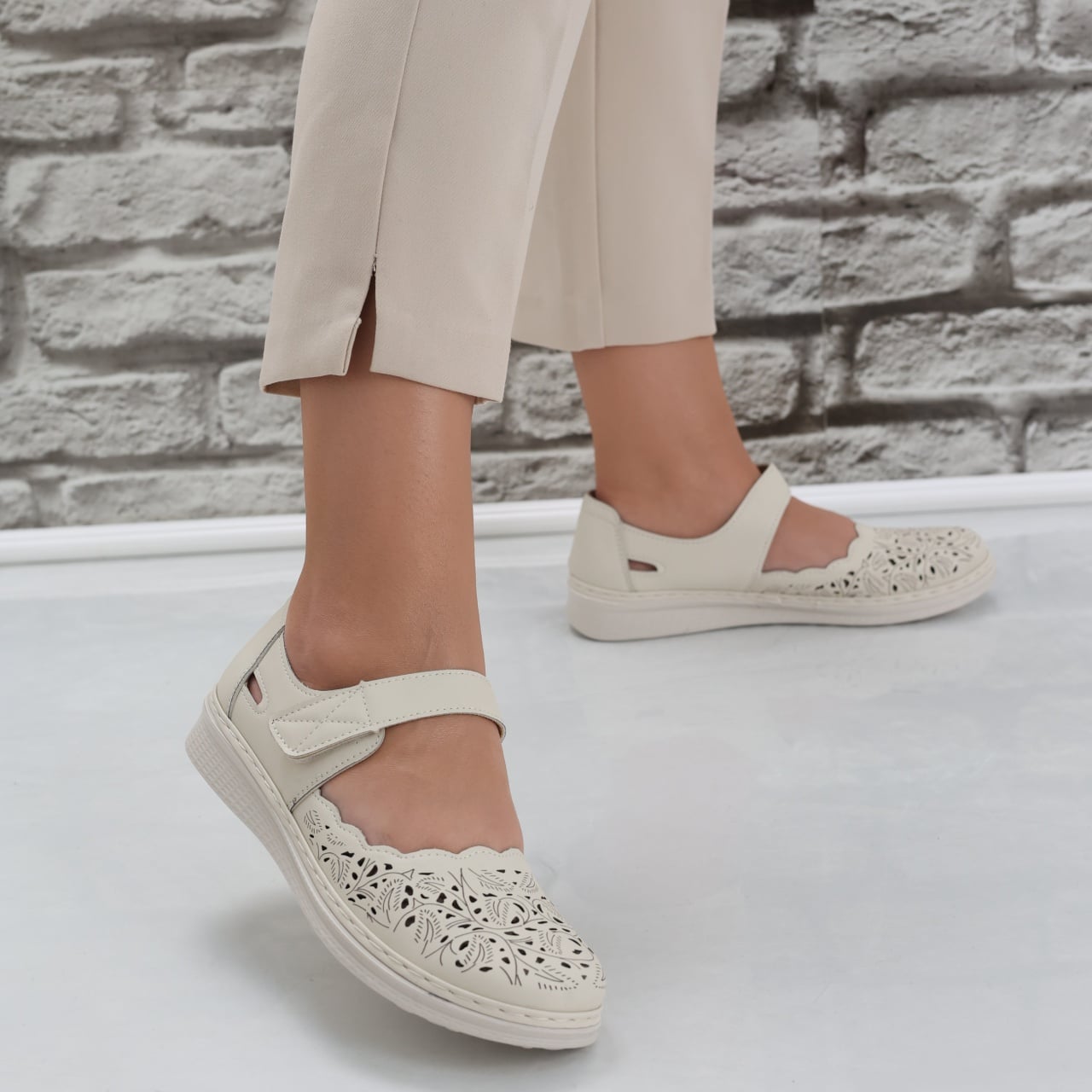 Pantofi dama casual Bej din Piele Ecologica Blaymi - poza 1