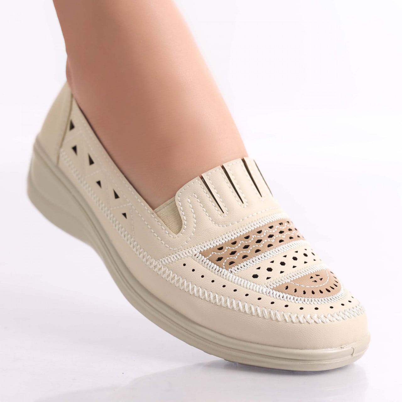 Pantofi dama casual Bej din Piele Ecologica Dameo - poza 1