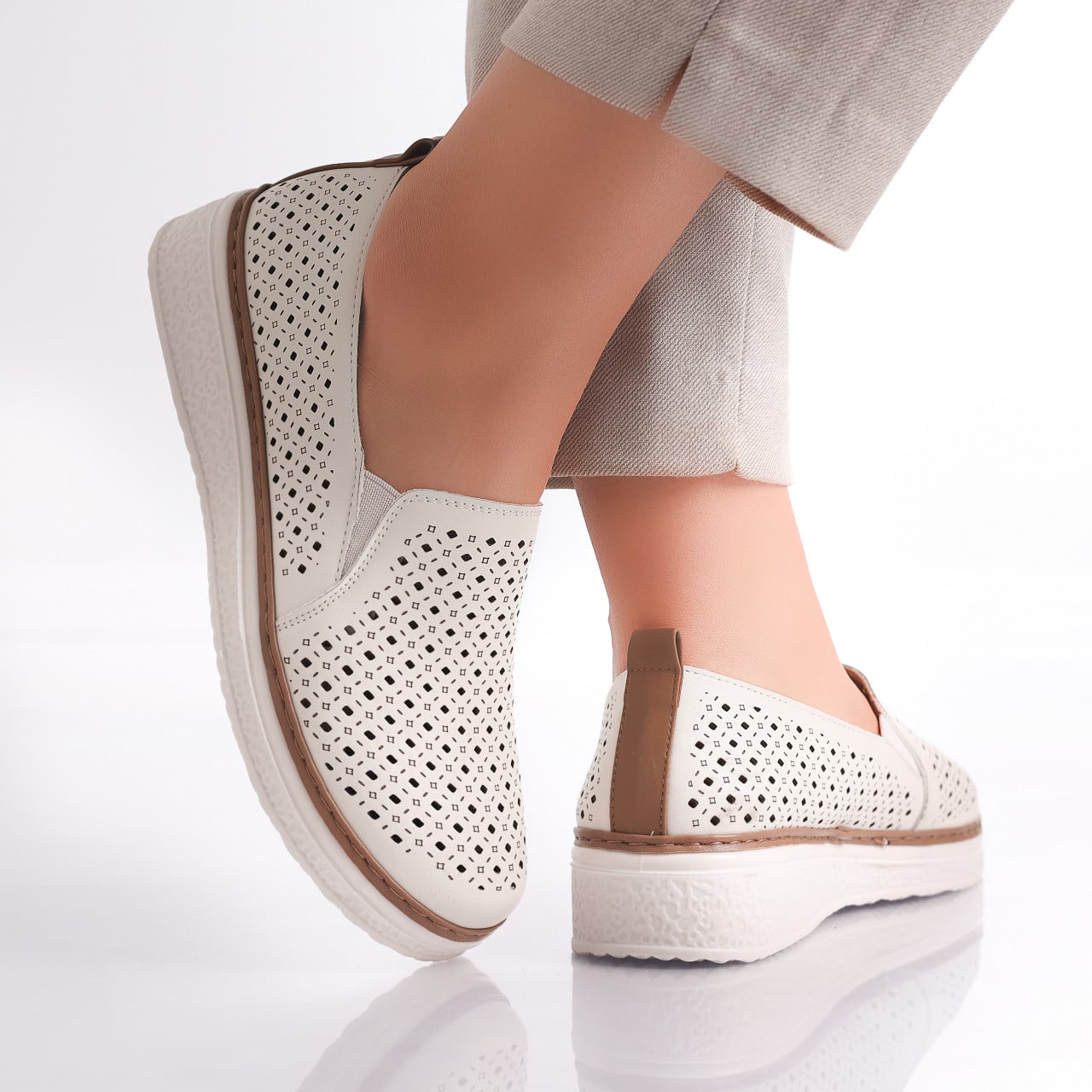 Pantofi dama casual Bej din Piele Ecologica Ismar - poza 3
