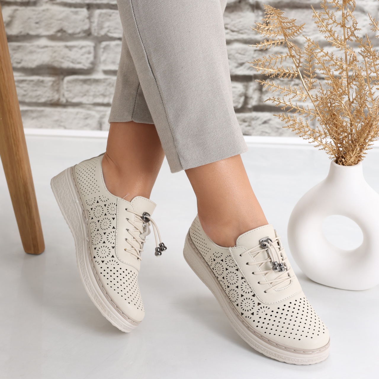 Pantofi dama casual Bej din Piele Ecologica Laroya - poza 2