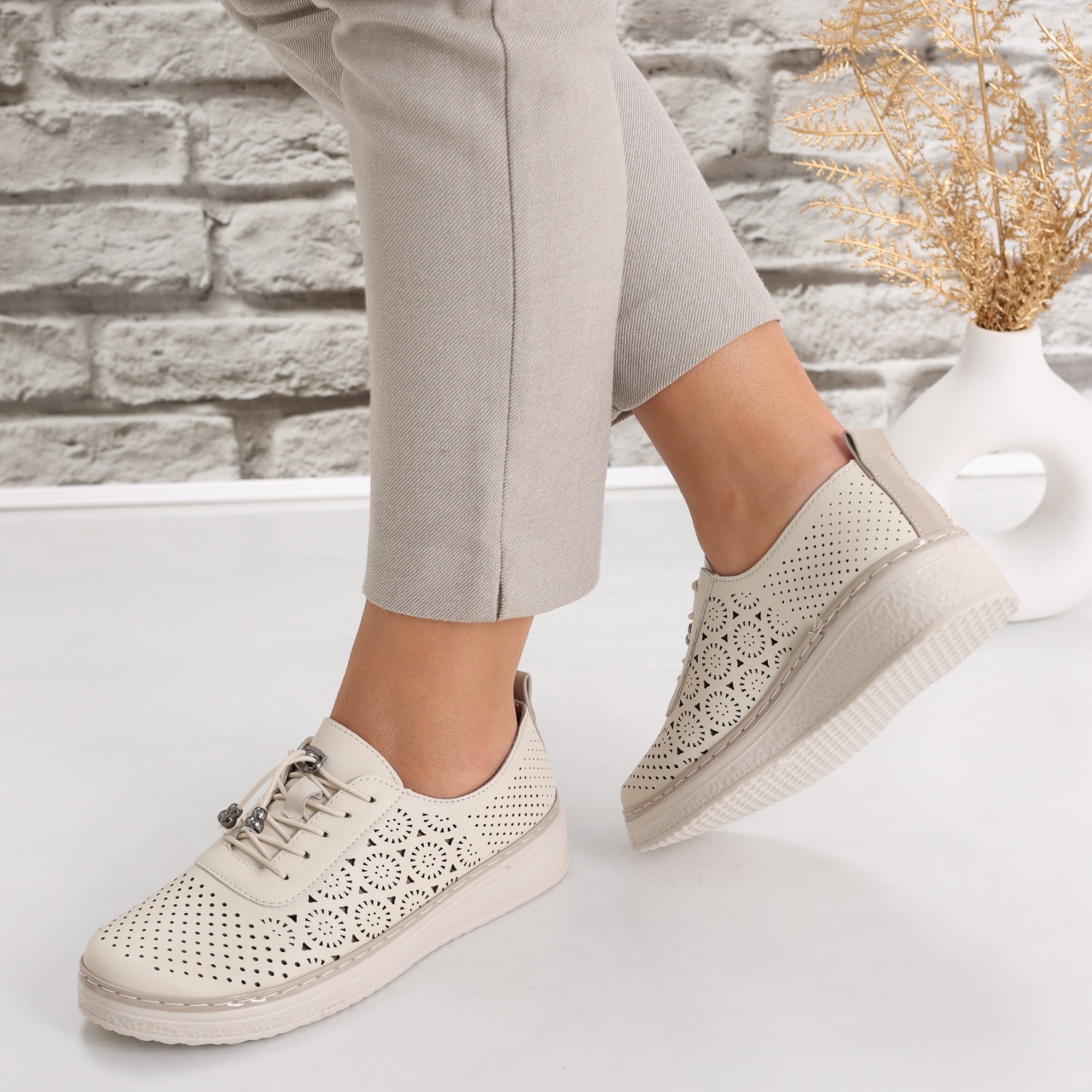 Pantofi dama casual Bej din Piele Ecologica Laroya - poza 5