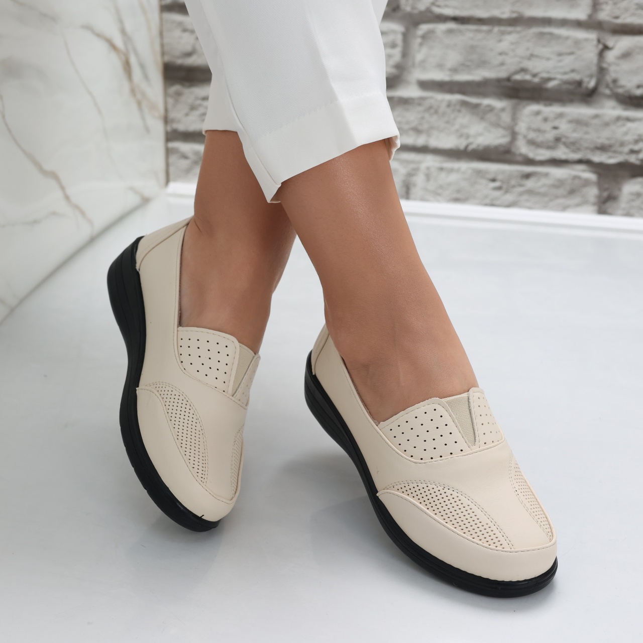 Pantofi dama casual Bej din Piele Ecologica Risan - poza 1