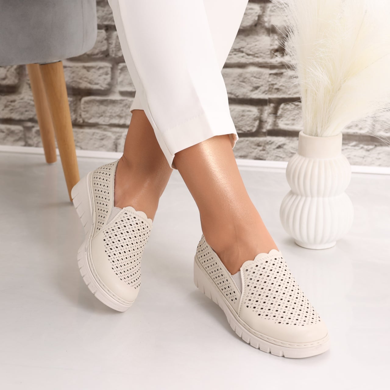 Pantofi dama casual Bej din Piele Ecologica Rujaina - poza 4