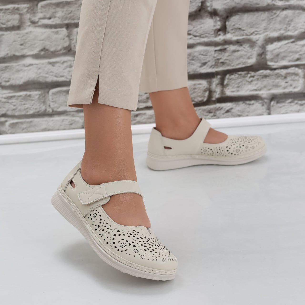 Pantofi dama casual Bej din Piele Ecologica Sensa - poza 1