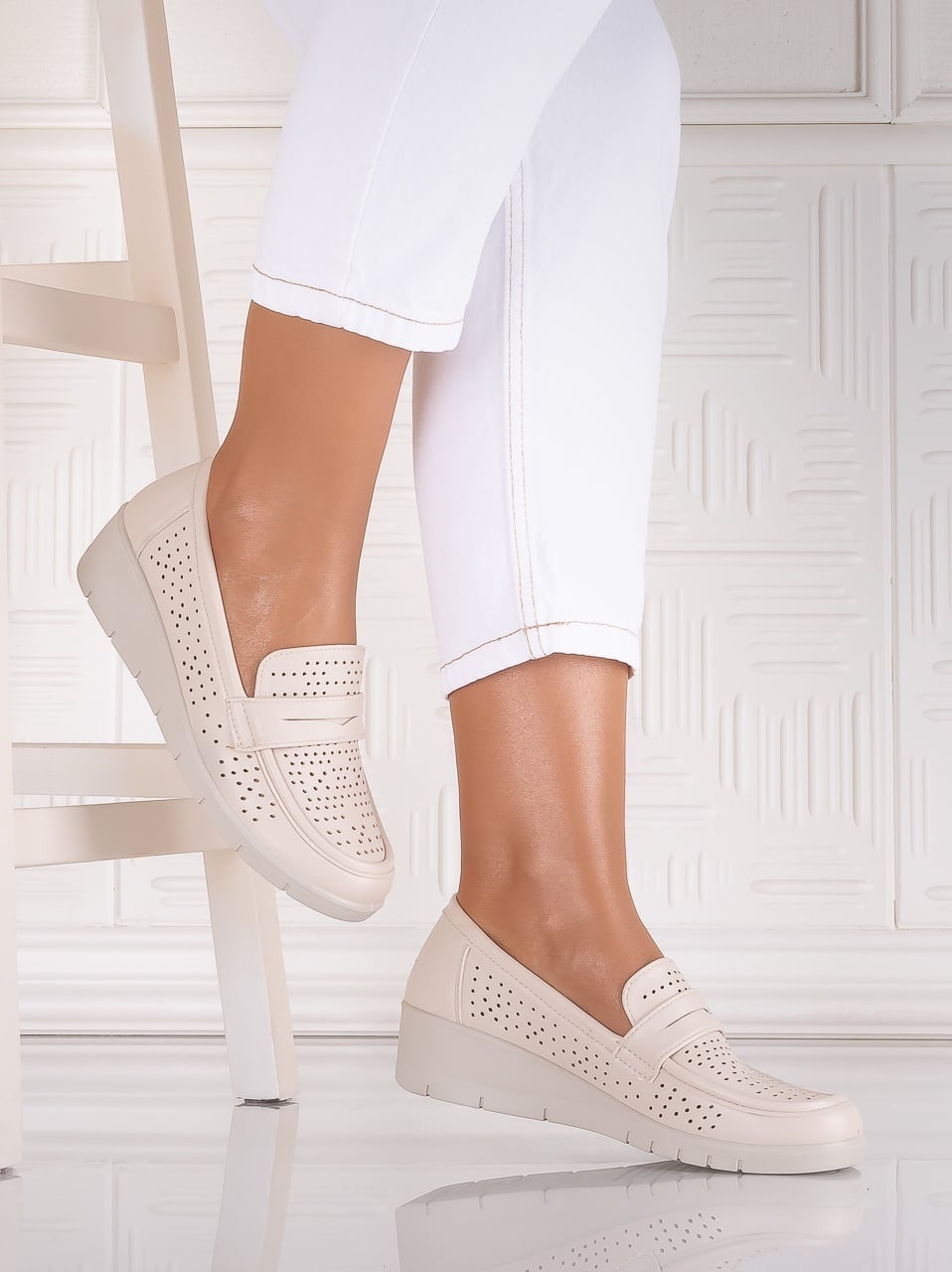 Pantofi dama casual Bej din Piele Ecologica Tenela - poza 1