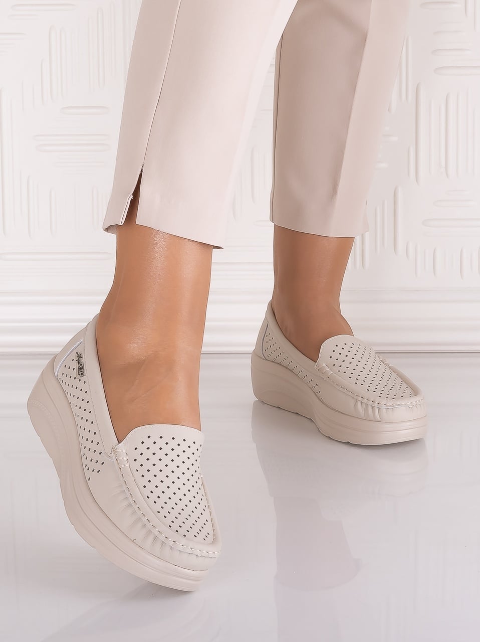 Pantofi dama casual Bej din Piele Naturală Anastassia - poza 4
