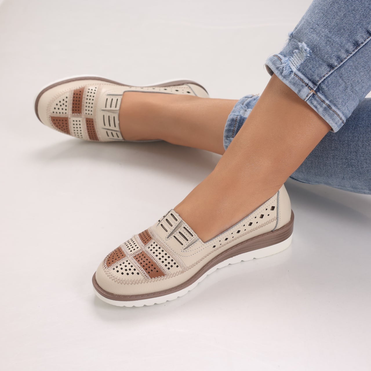 Pantofi dama casual Bej din Piele Naturala Saina - poza 1