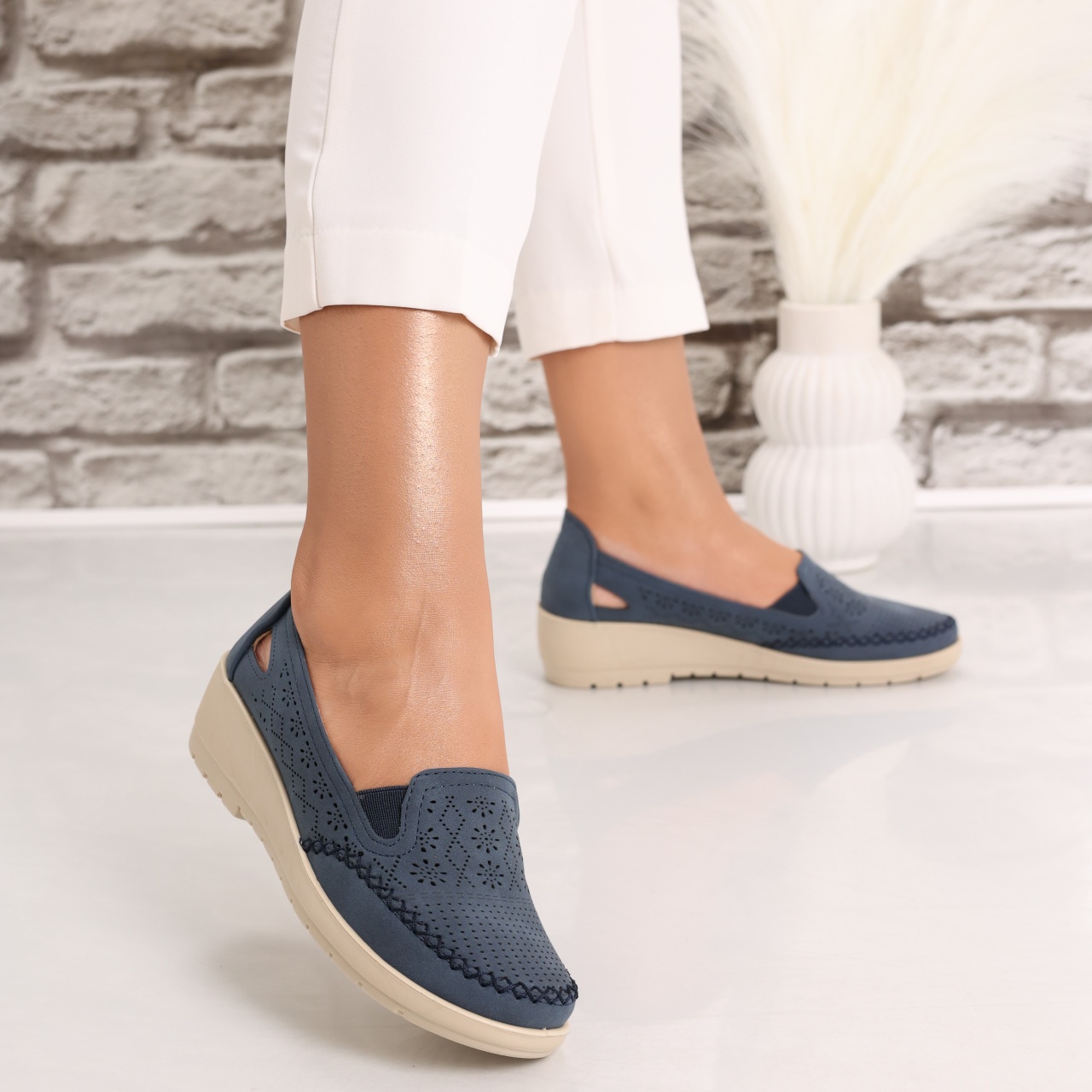 Pantofi dama casual Bleumarin din Piele Ecologica Lasina - poza 3
