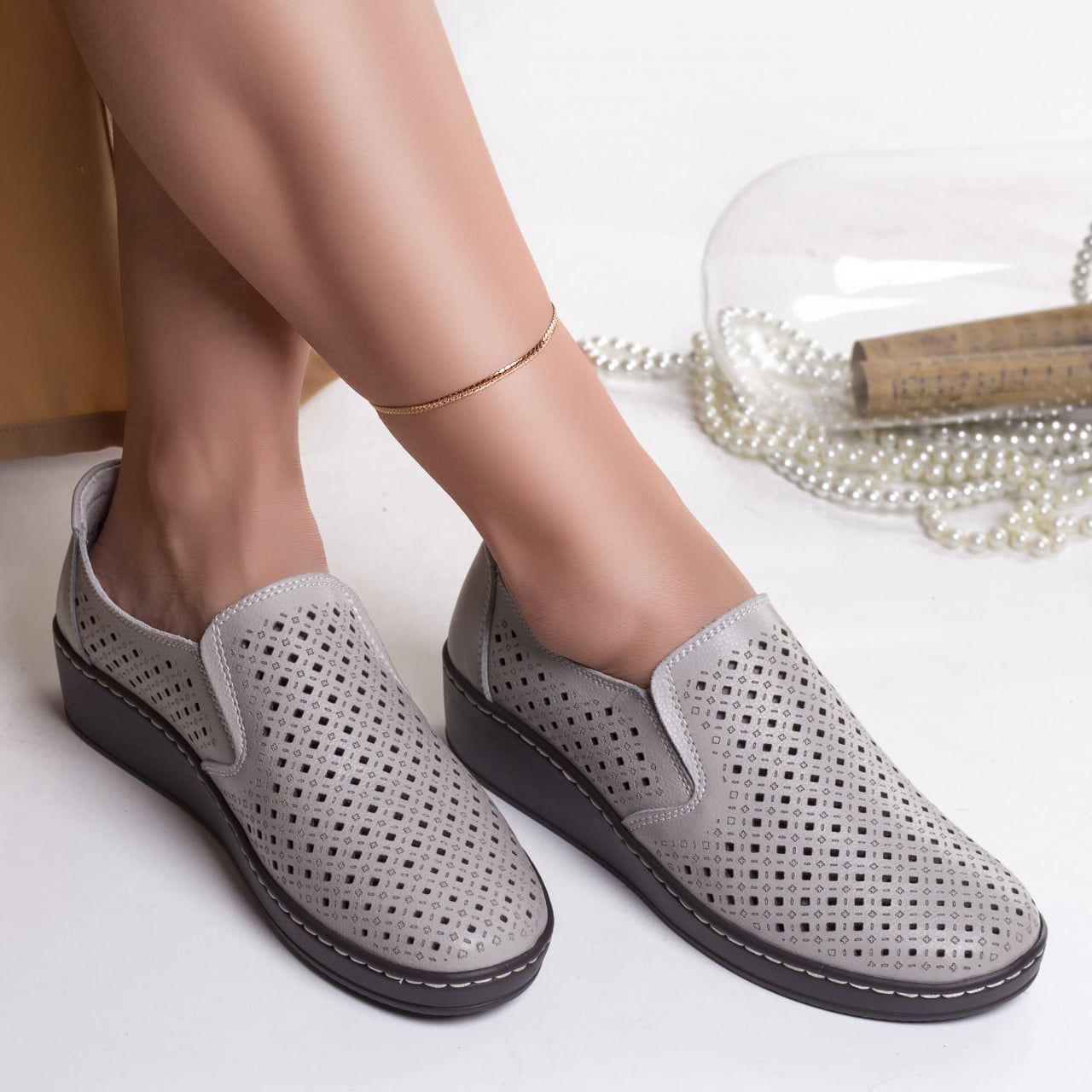 Pantofi dama casual gri din piele naturala sifar - poza 1