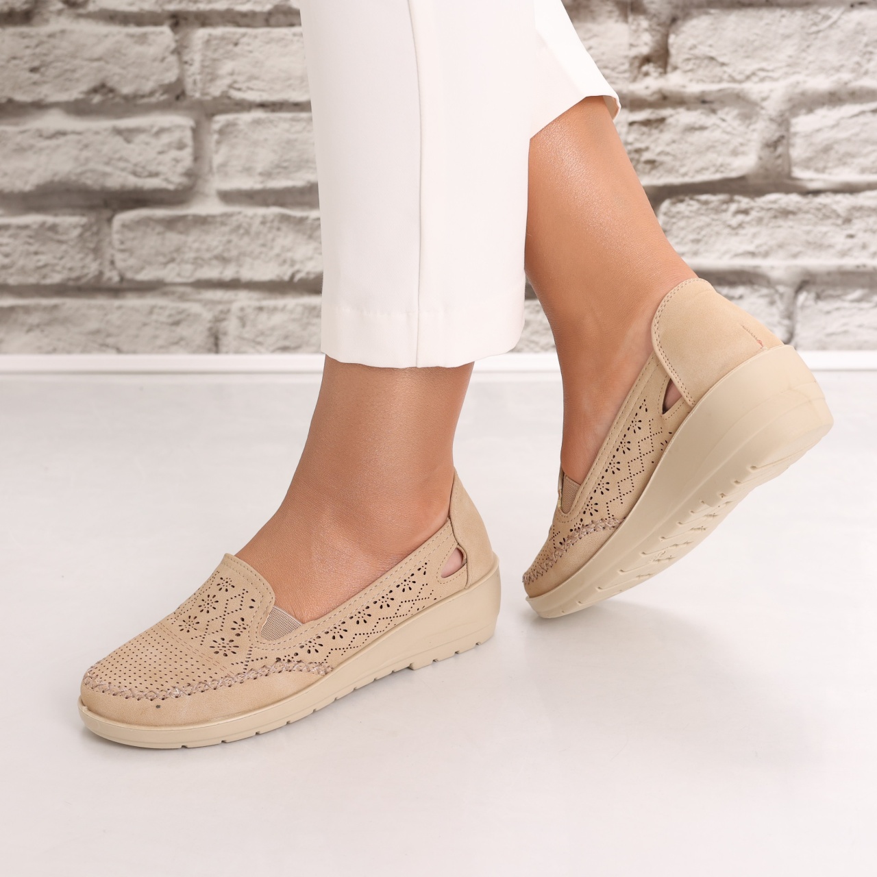 Pantofi dama casual Kaki din Piele Ecologica Lasina - poza 5