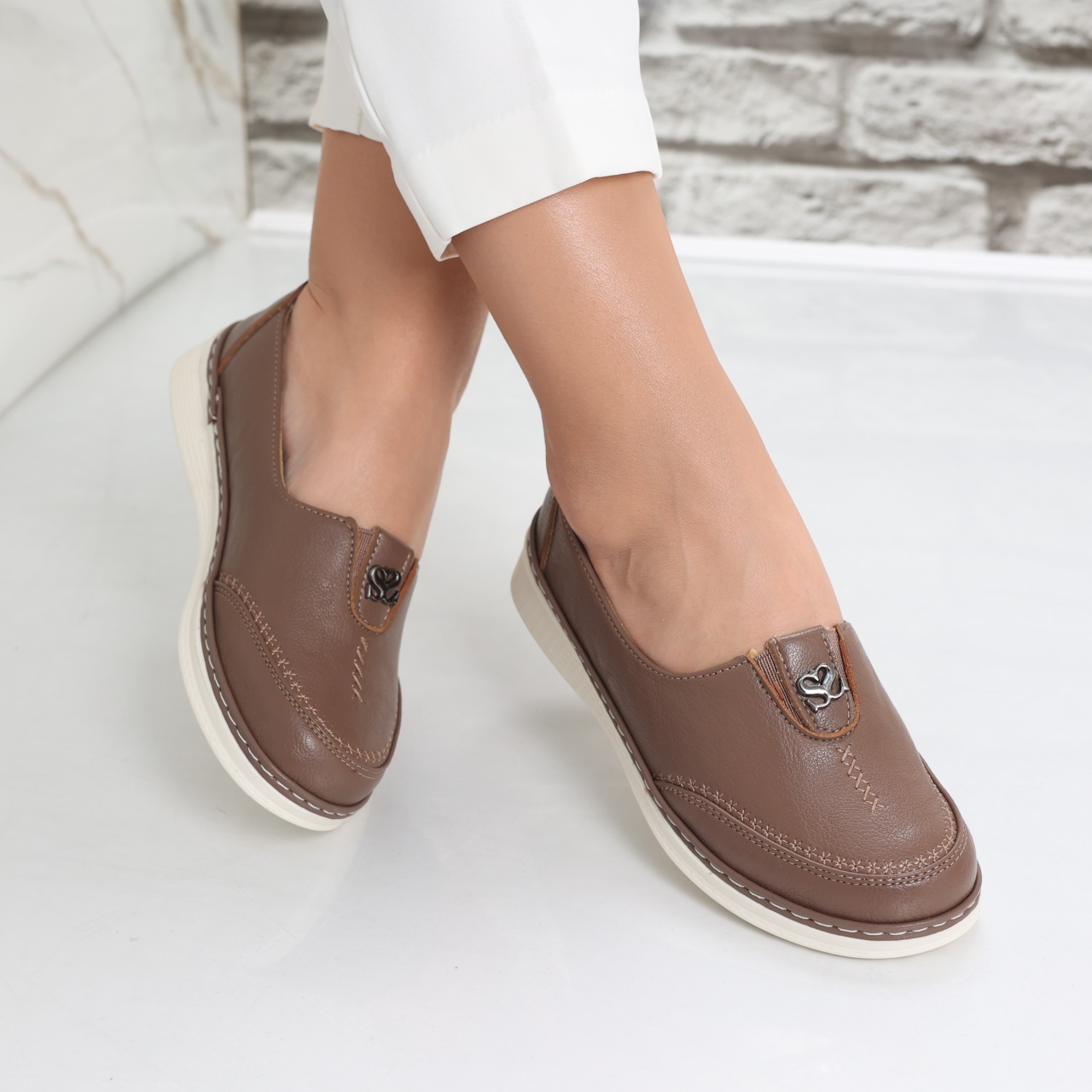 Pantofi dama casual Kaki din Piele Ecologica Suraia - poza 1