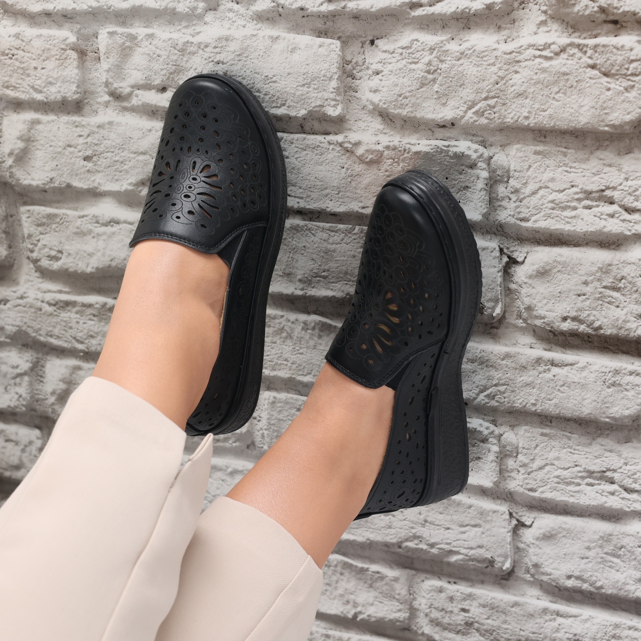 Pantofi dama casual Negri din Piele Ecologica Acona - poza 2
