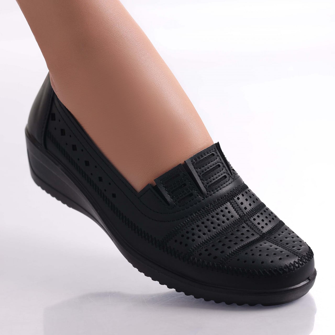 Pantofi dama casual Negri din Piele Ecologica Belen - poza 1