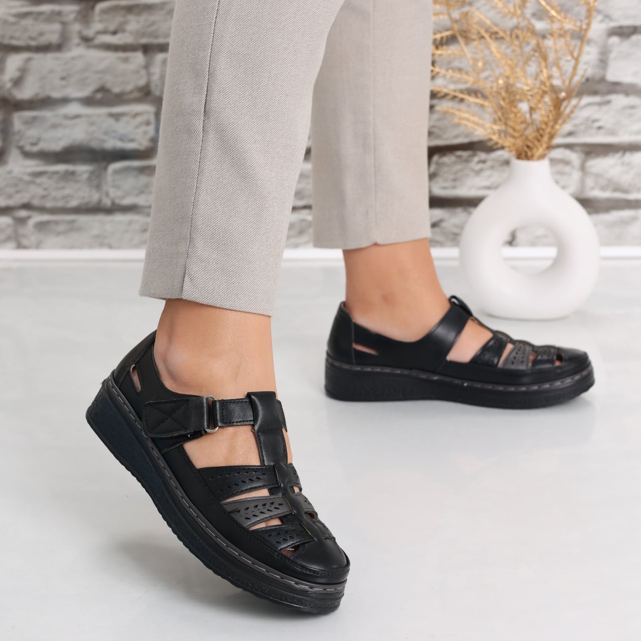 Pantofi dama casual Negri din Piele Ecologica Cataria - poza 1