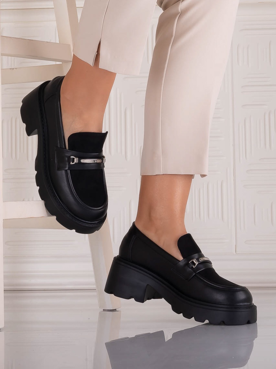 Pantofi dama casual Negri din Piele Ecologica Catilea - poza 1