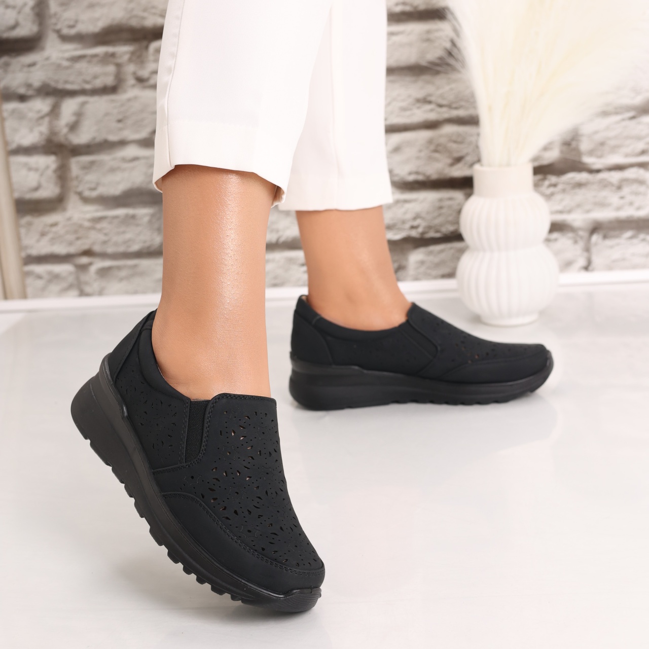 Pantofi dama casual Negri din Piele Ecologica Corza - poza 2