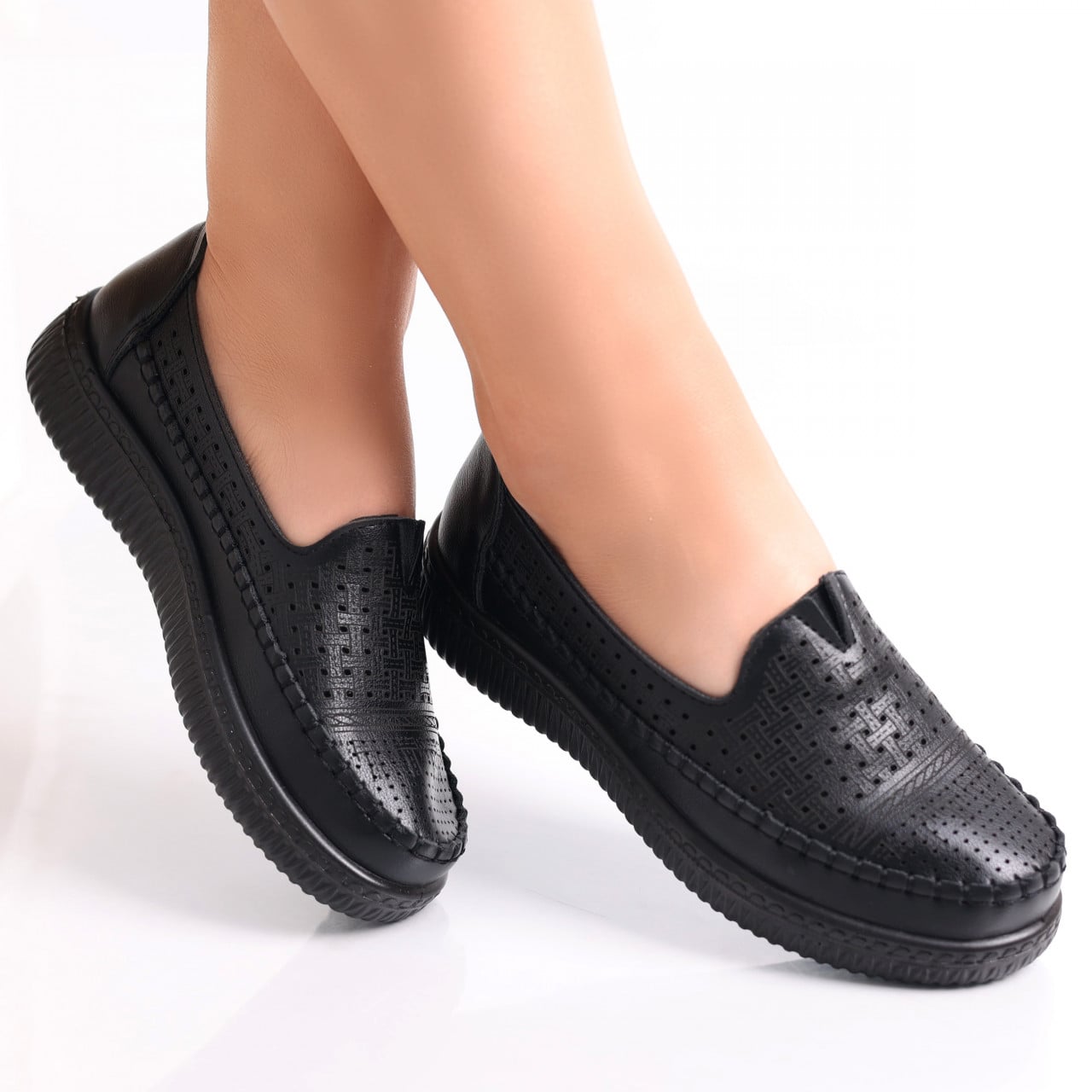 Pantofi dama casual Negri din Piele Ecologica Garena - poza 1