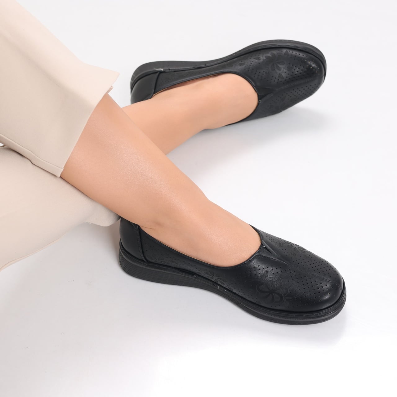 Pantofi dama casual Negri din Piele Ecologica Ilana - poza 1