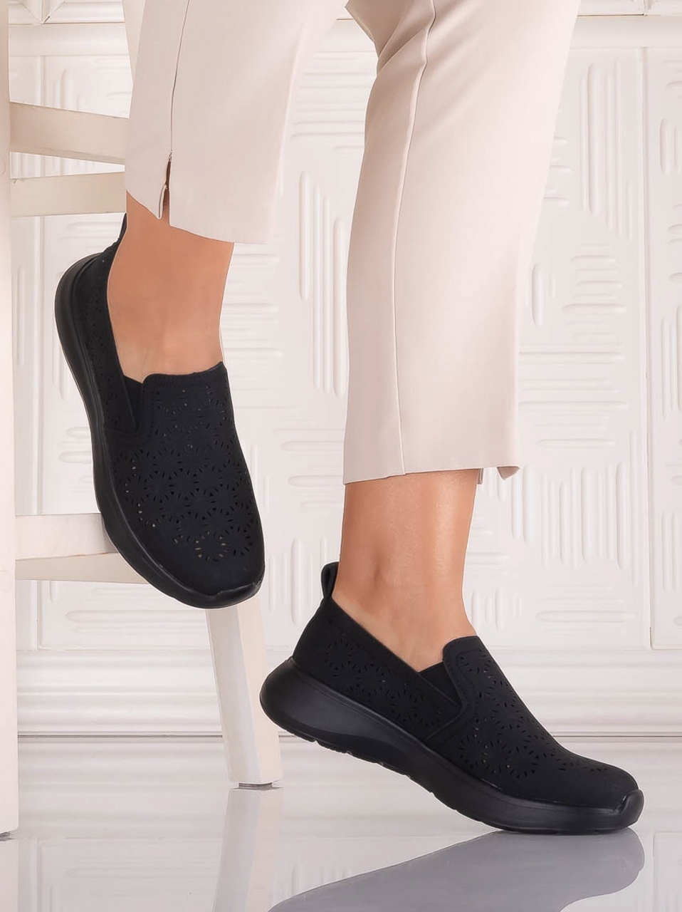 Pantofi dama Casual Negri din Piele Ecologica Irinea - poza 2