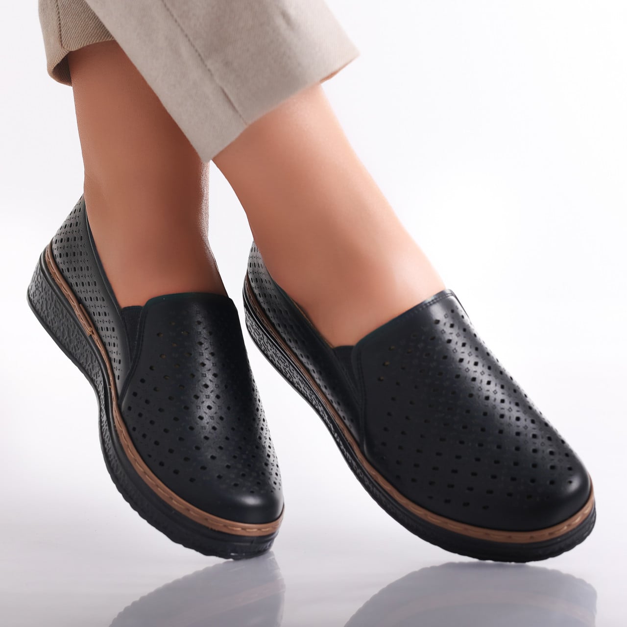 Pantofi dama casual Negri din Piele Ecologica Ismar - poza 2