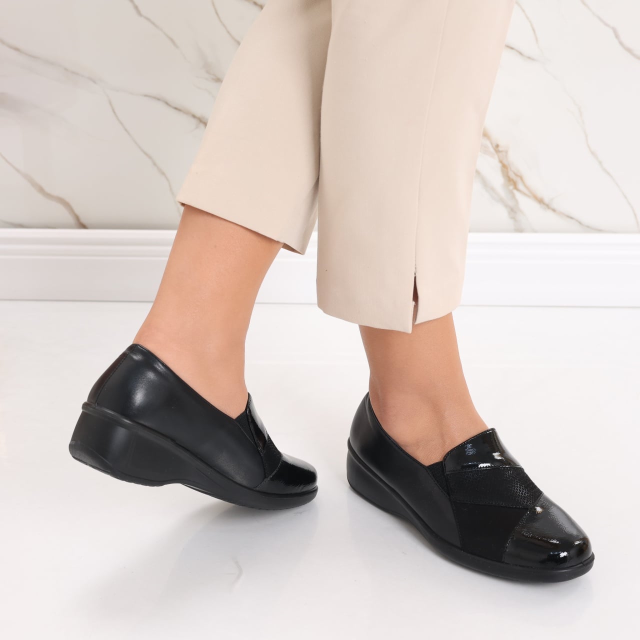 Pantofi dama casual negri din piele ecologica Jess - poza 1