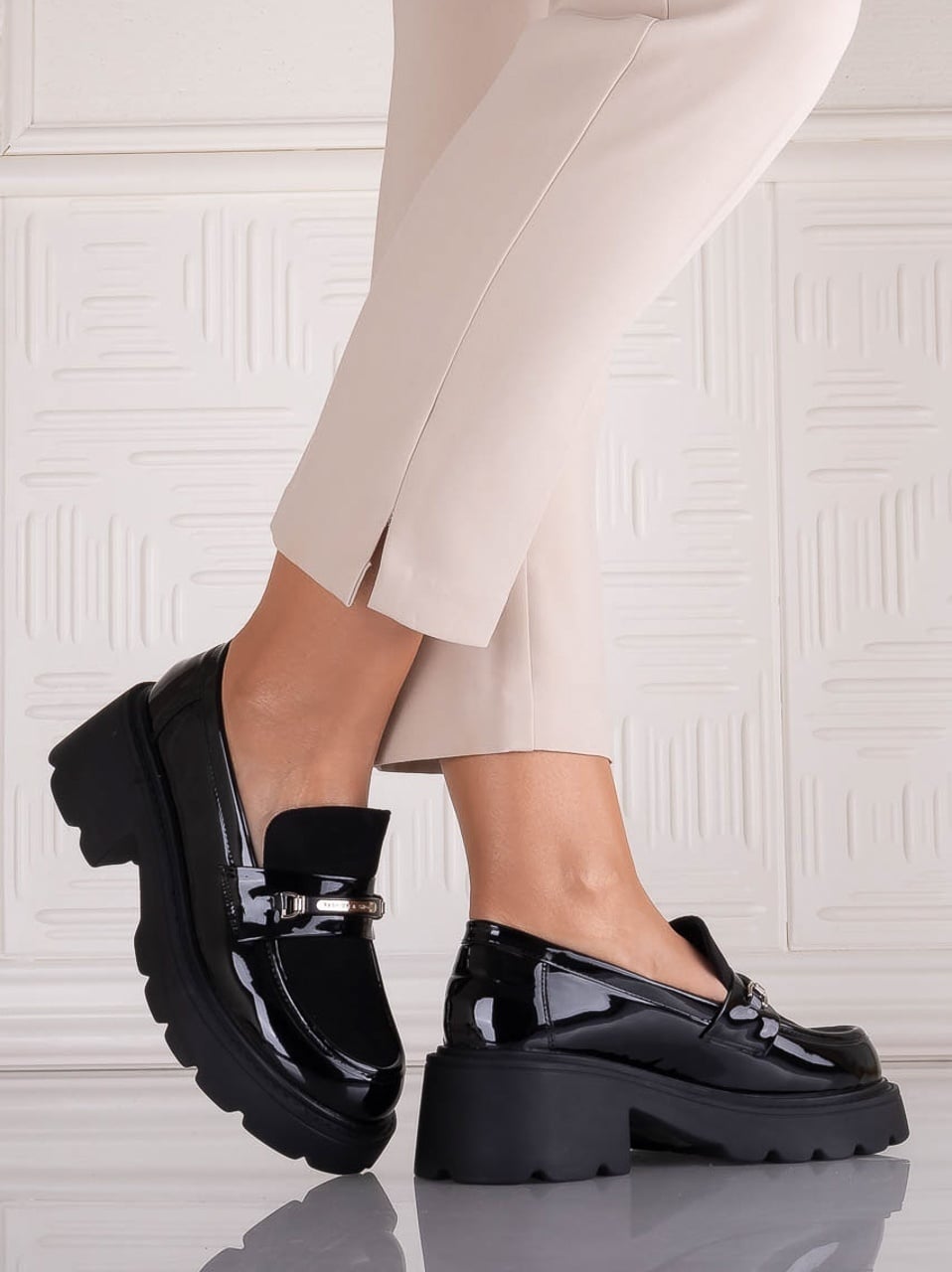 Pantofi dama casual Negri din Piele Ecologica Lacuita Catilea