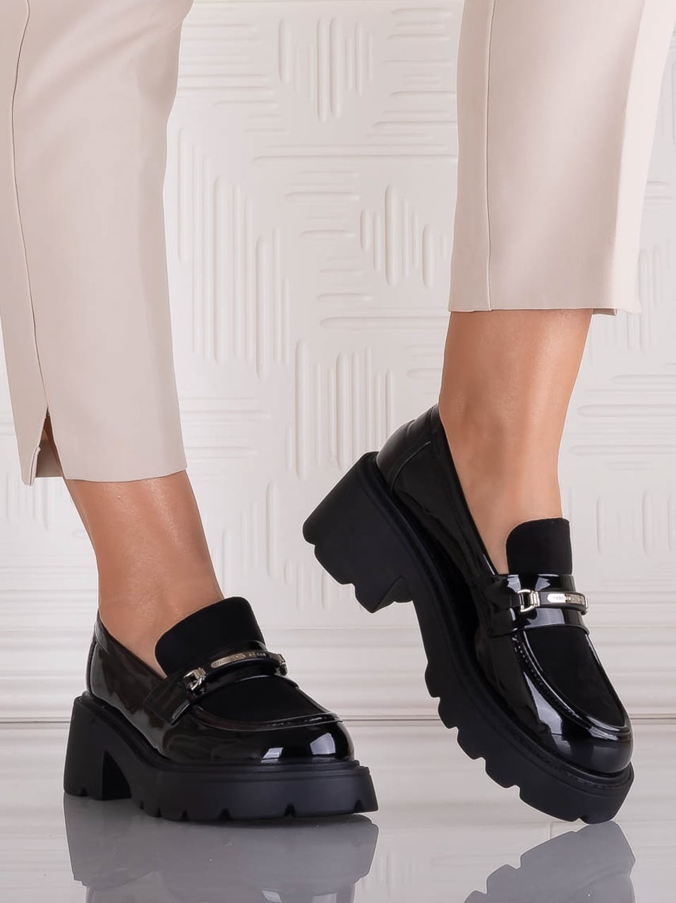 Pantofi dama casual Negri din Piele Ecologica Lacuita Catilea - poza 5