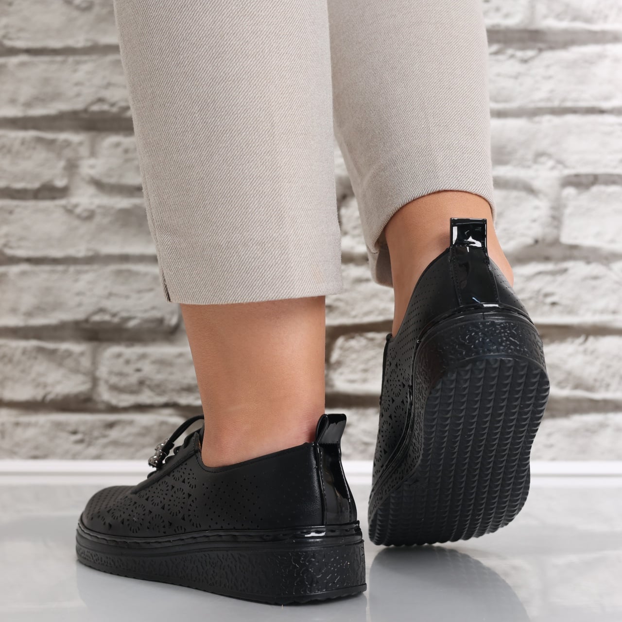 Pantofi dama casual Negri din Piele Ecologica Laroya - poza 5