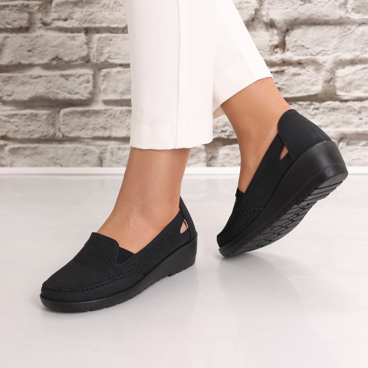 Pantofi dama casual Negri din Piele Ecologica Lasina - poza 5
