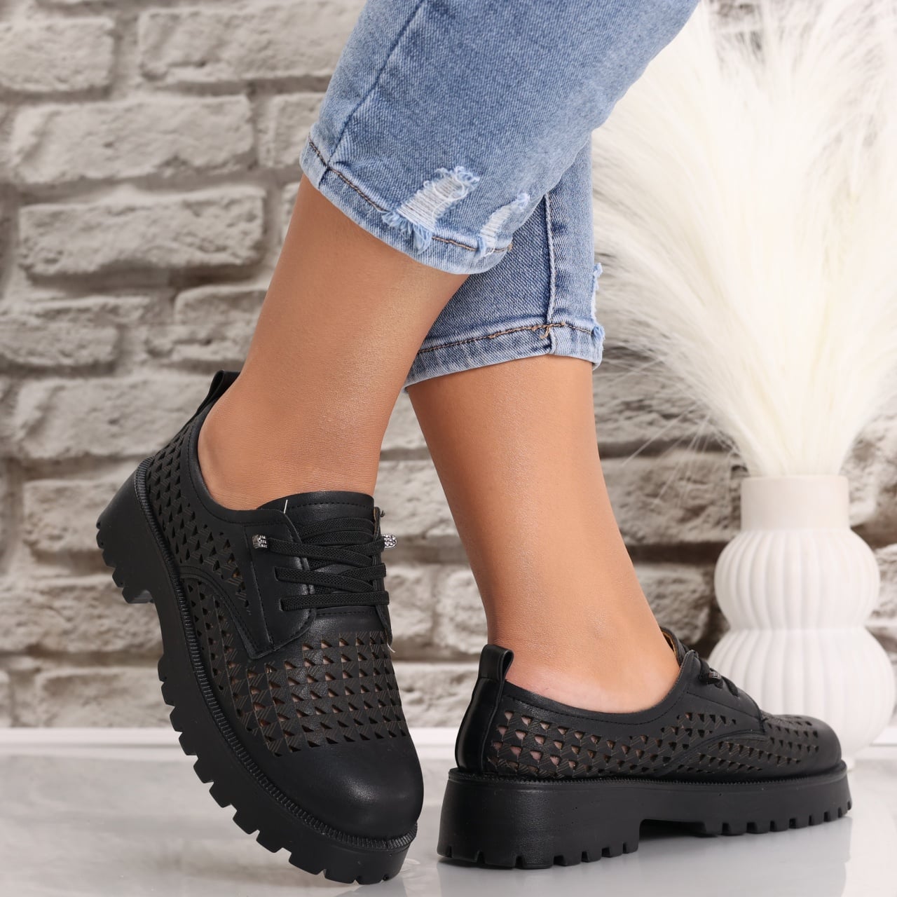 Pantofi dama casual Negri din Piele Ecologica Lusina - poza 1
