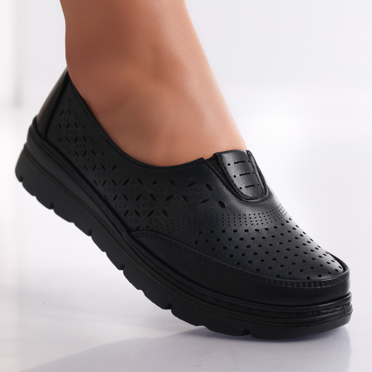 Pantofi dama casual Negri din Piele Ecologica Mildra - poza 2