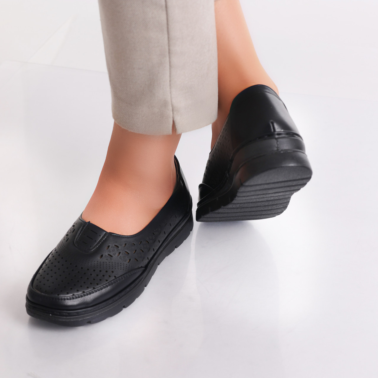 Pantofi dama casual Negri din Piele Ecologica Mildra - poza 4