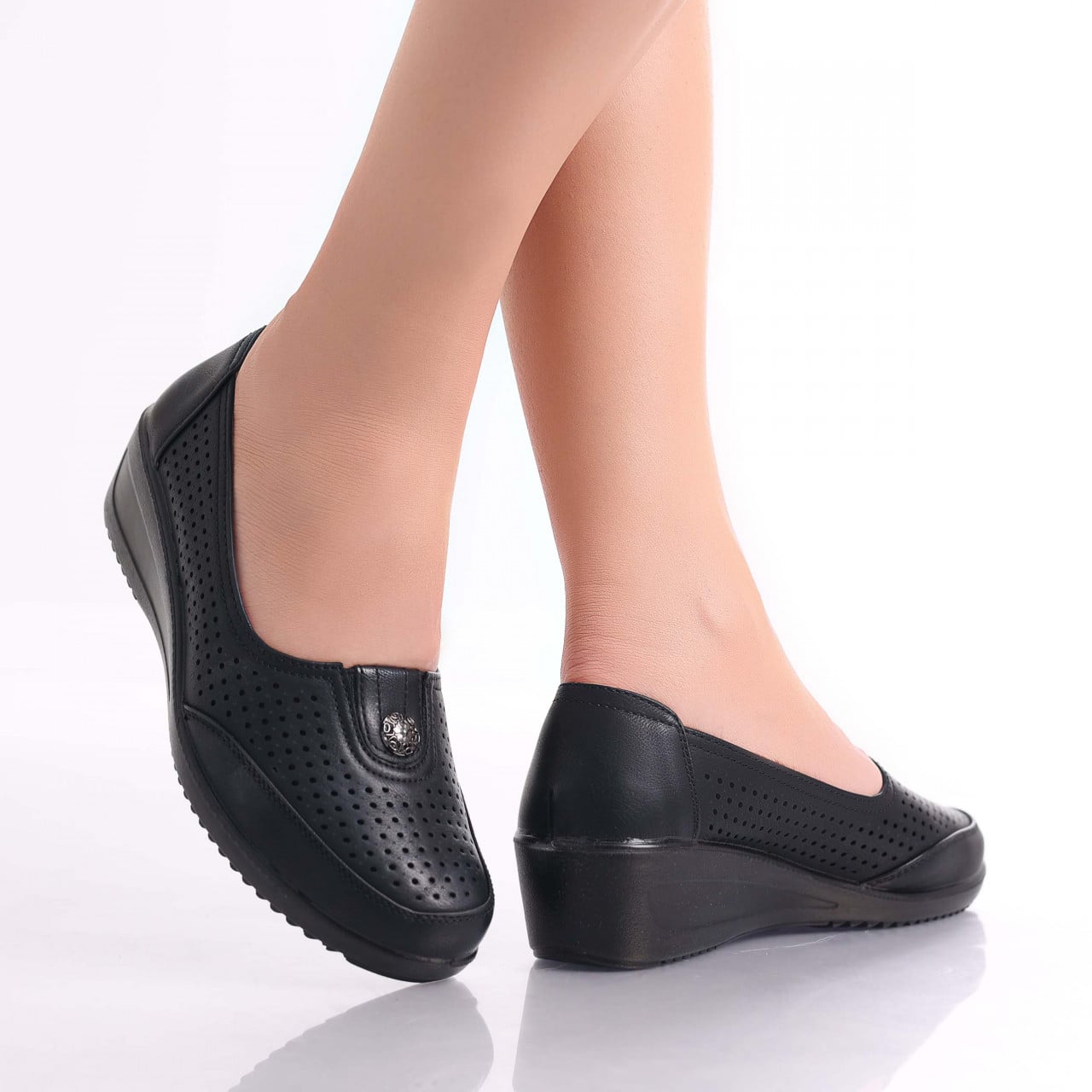 Pantofi dama casual Negri din Piele Ecologica Neleba - poza 1