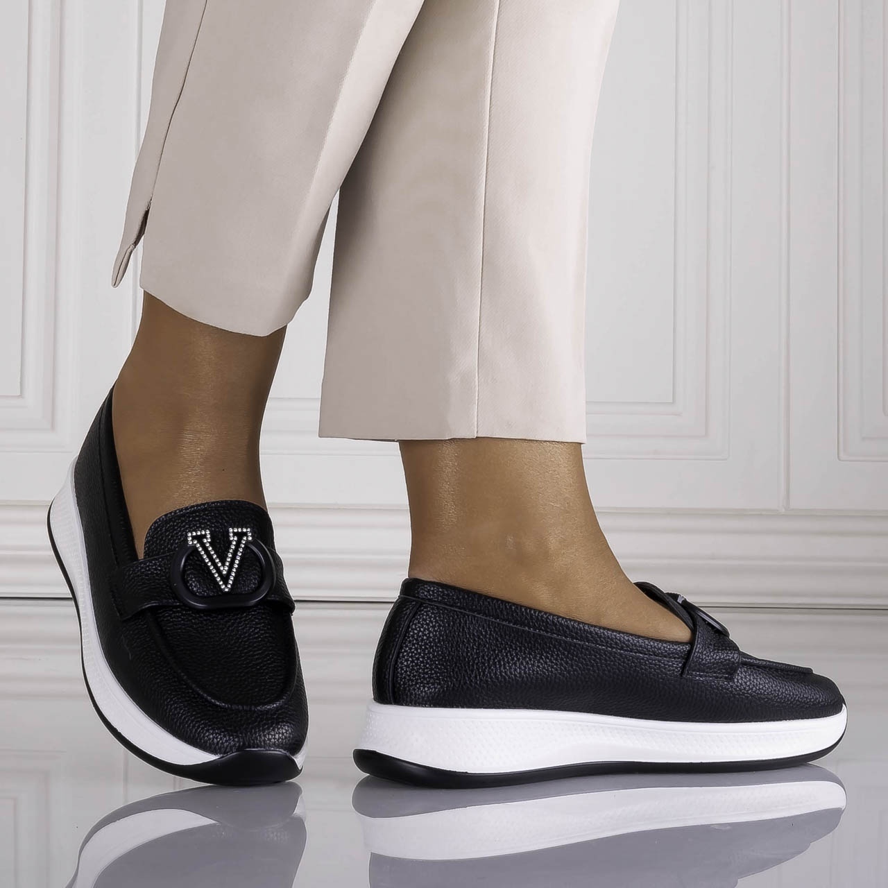 Pantofi dama Casual Negri din Piele Ecologica Nelisia - poza 4