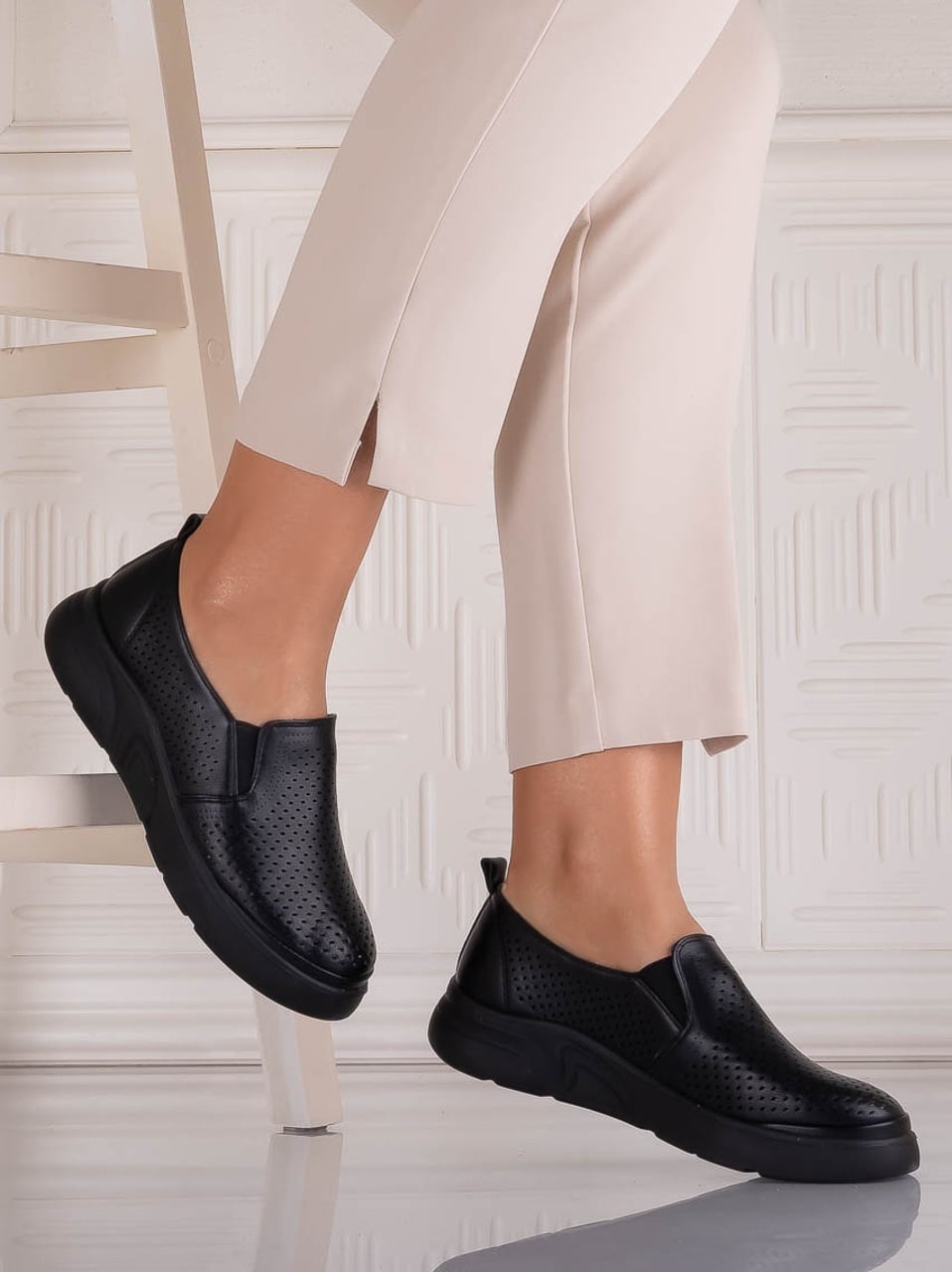 Pantofi dama Casual Negri din Piele Ecologica Nilasa - poza 2