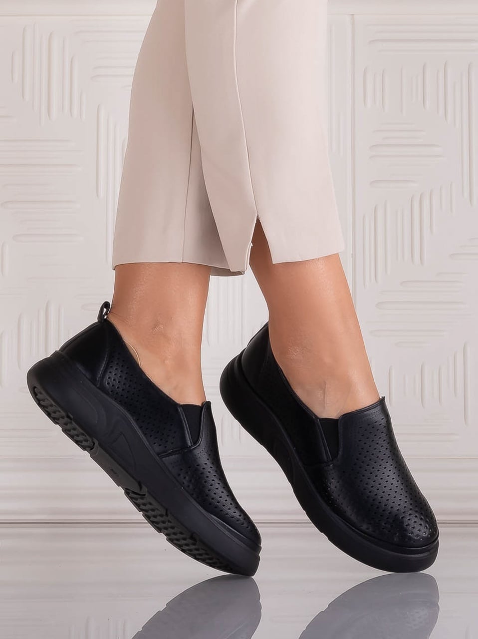 Pantofi dama Casual Negri din Piele Ecologica Nilasa - poza 3