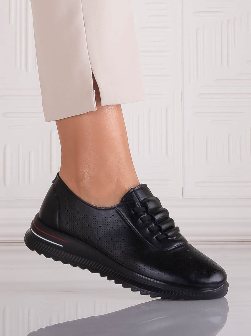 Pantofi dama Casual Negri din Piele Ecologica Noida - poza 1