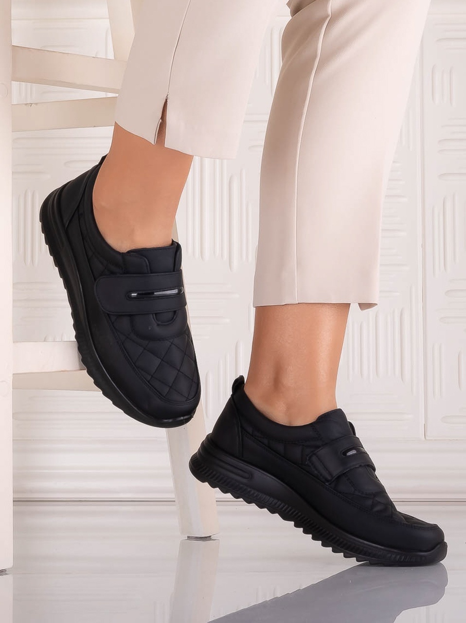 Pantofi dama Casual Negri din Piele Ecologica Osica - poza 3