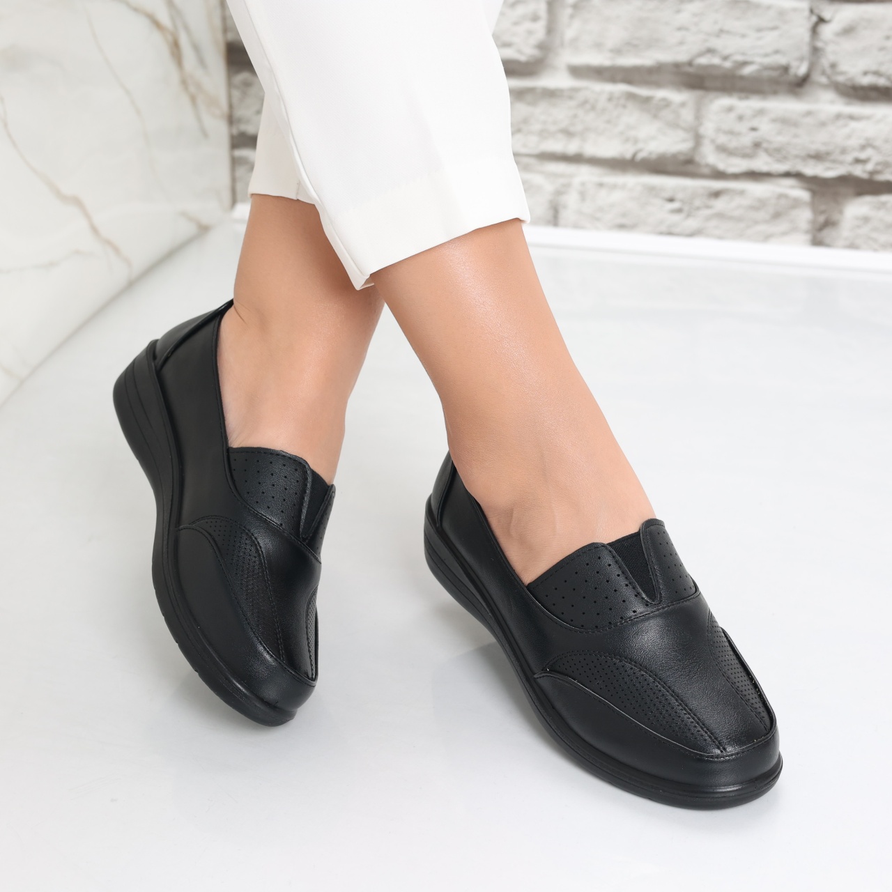 Pantofi dama casual Negri din Piele Ecologica Risan - poza 3