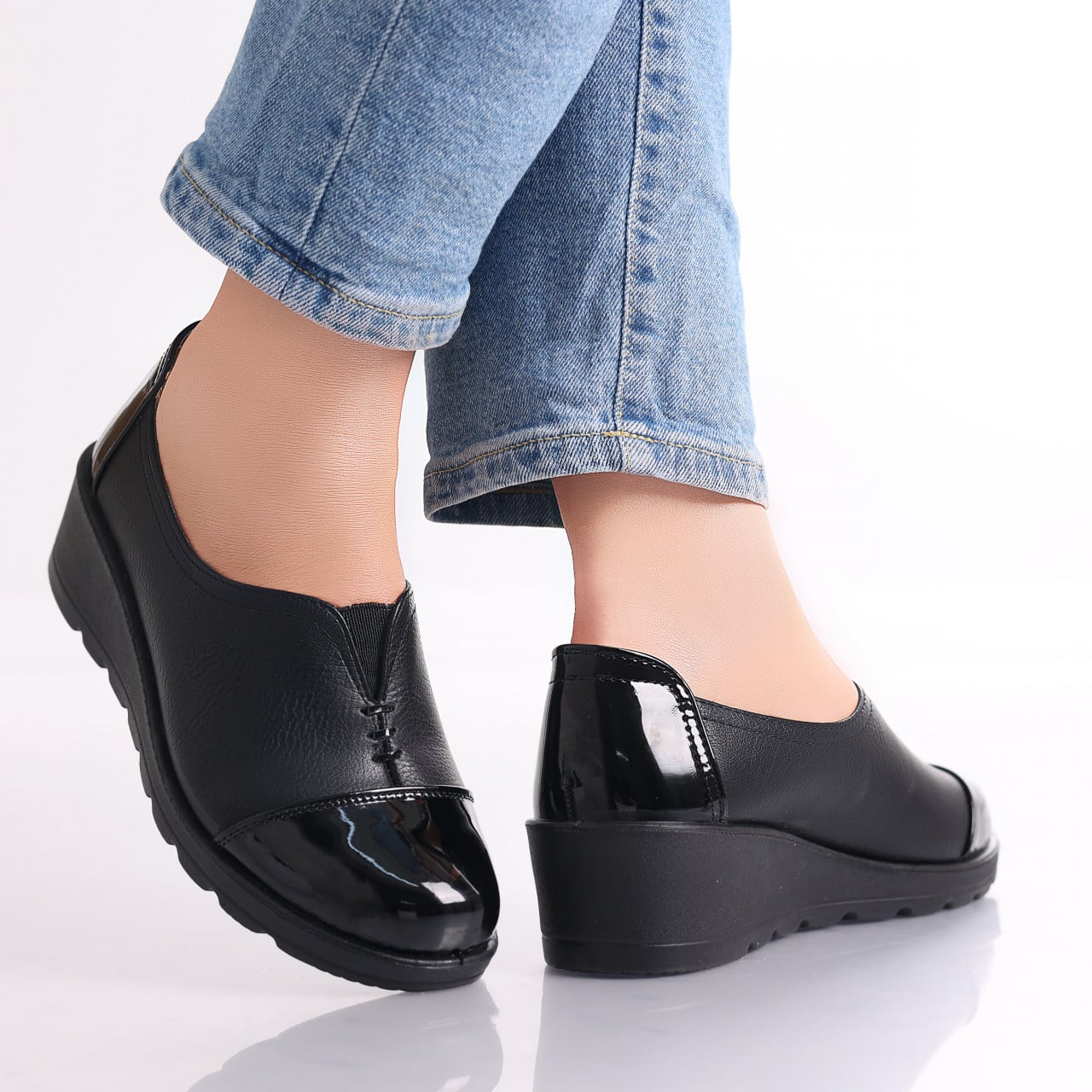 Pantofi dama casual Negri din Piele Ecologica Rosiri - poza 1