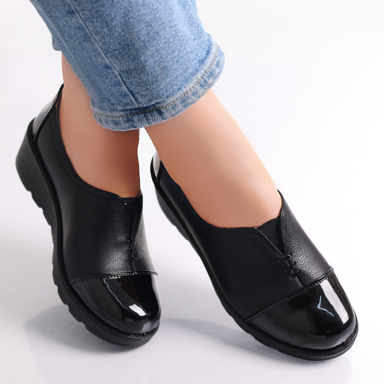 Pantofi dama casual Negri din Piele Ecologica Rosiri - poza 3