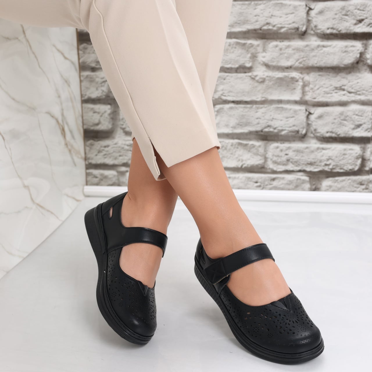 Pantofi dama casual Negri din Piele Ecologica Sensa - poza 1