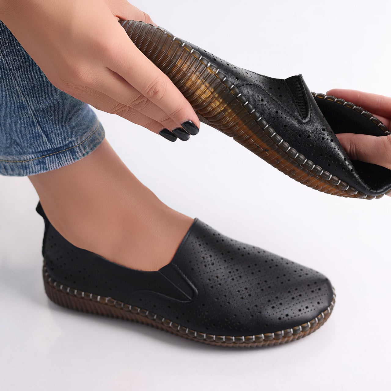 Pantofi dama casual Negri din Piele Ecologica Sovani - poza 2