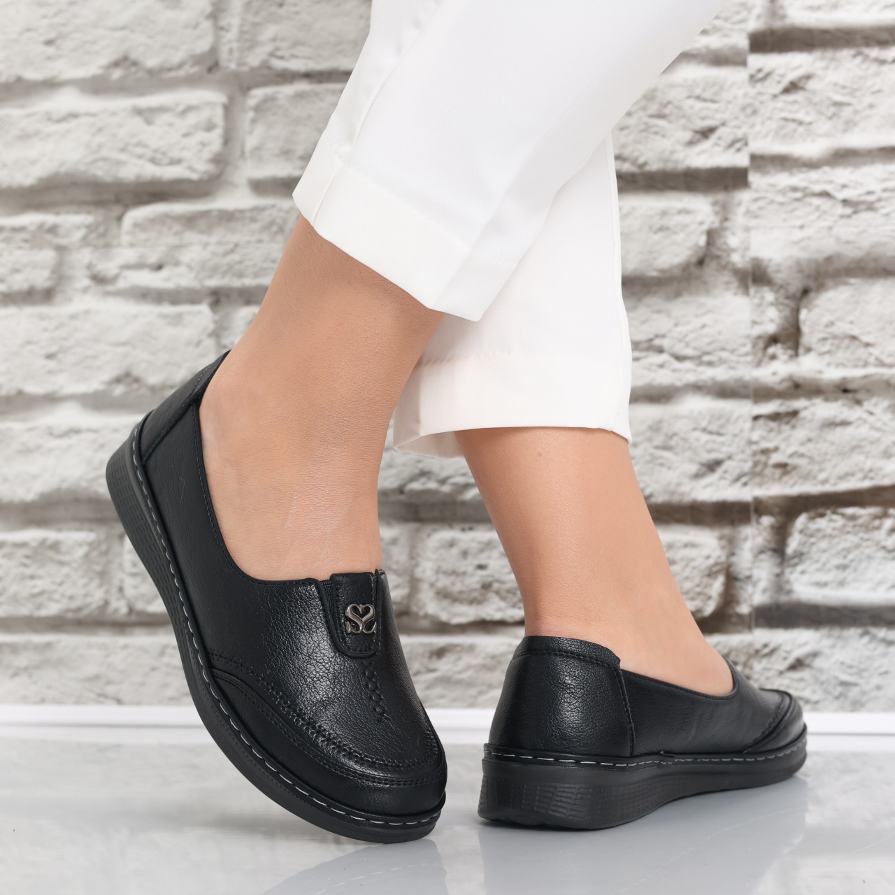 Pantofi dama casual Negri din Piele Ecologica Suraia - poza 2