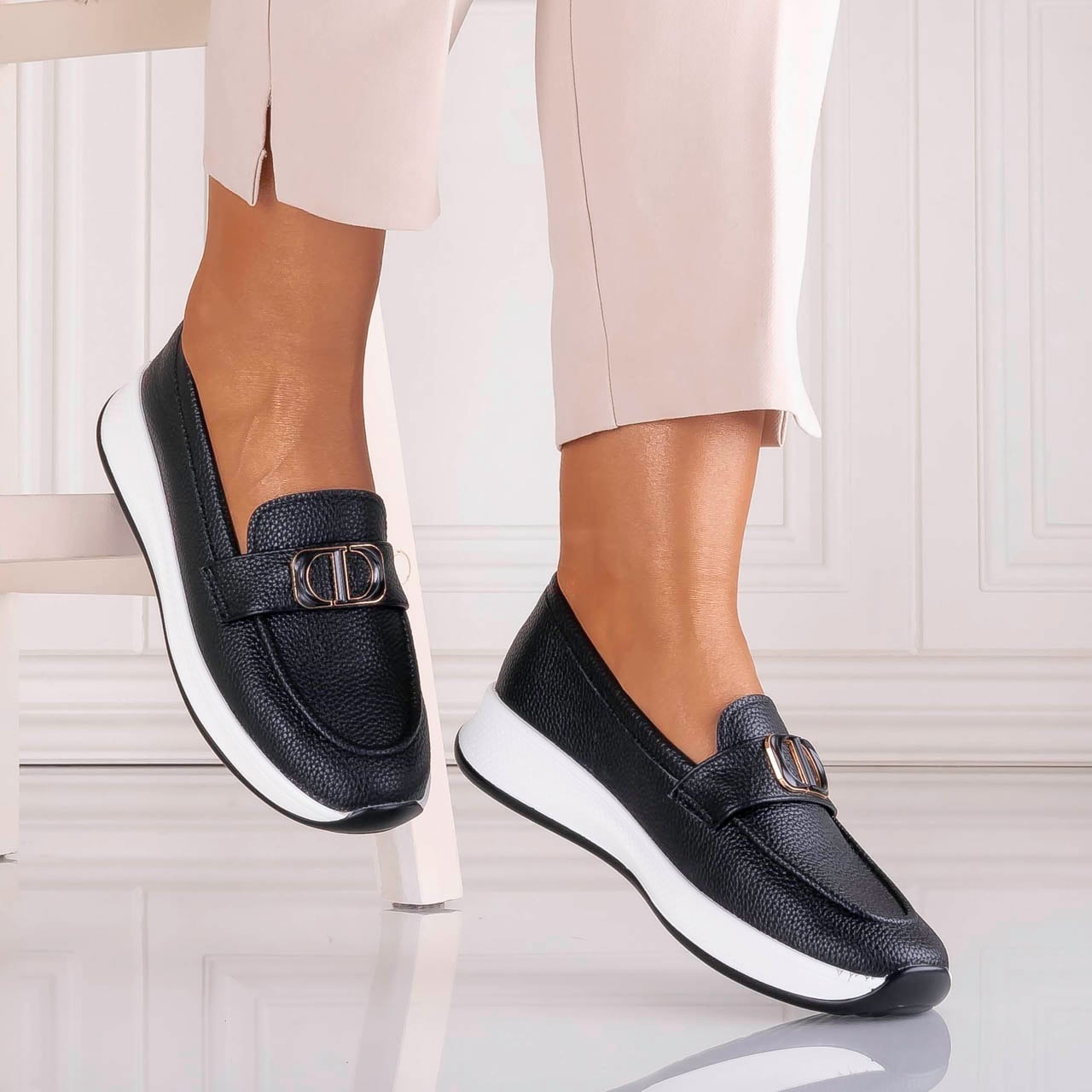 Pantofi dama Casual Negri din Piele Ecologica Ulmira - poza 2
